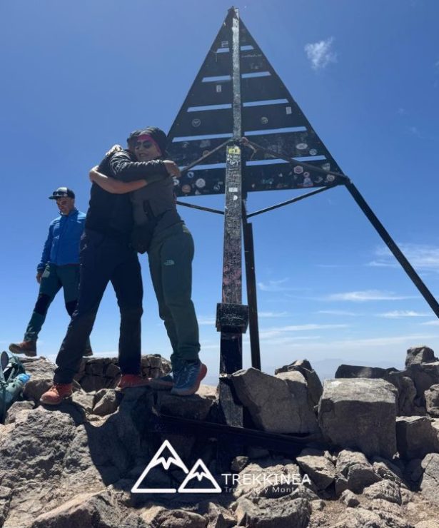 Trekking y ascenso al Toubkal