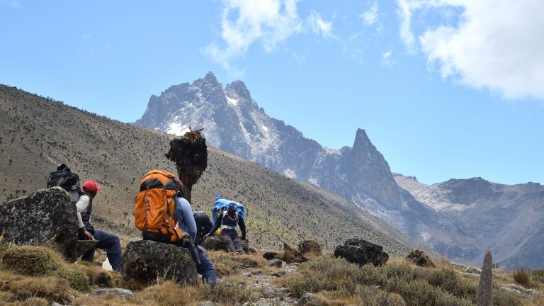 Ascenso al Monte Kenia y safari