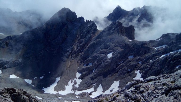 Ascenso a Torre Cerredo