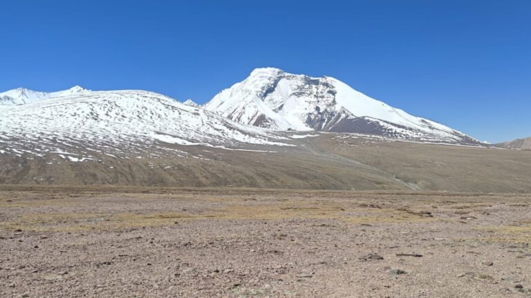 Ascensión al Kang Yatse II en India