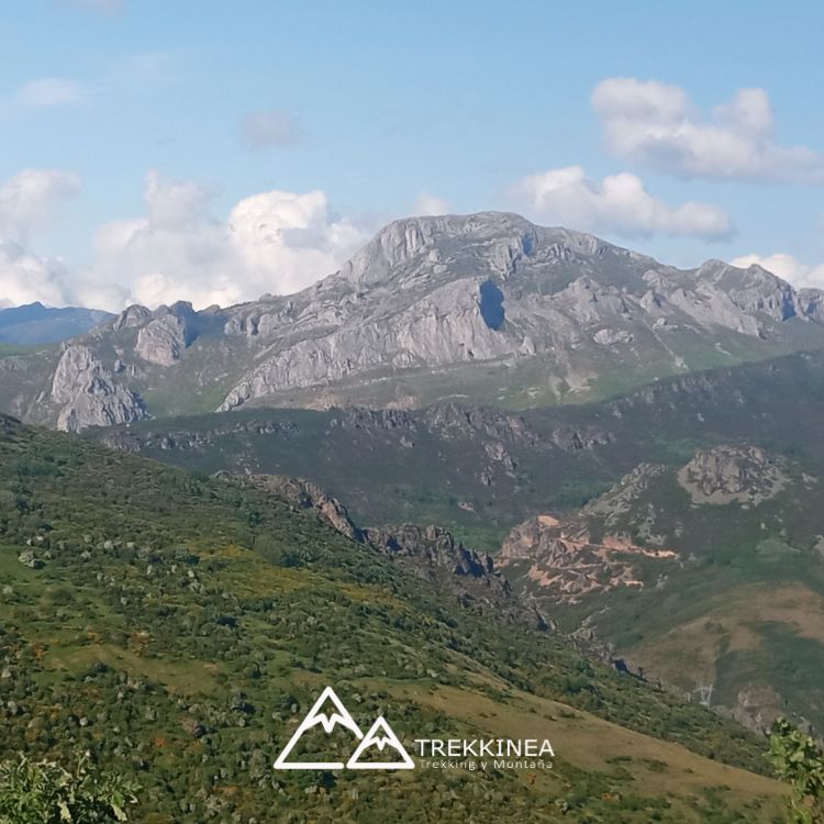 Viajes de Montaña Trekkinea